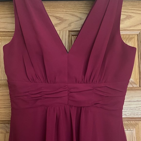 Like NEW, BGBG Generation, Raspberry colored cocktail dress, size 4 - Picture 4 of 4